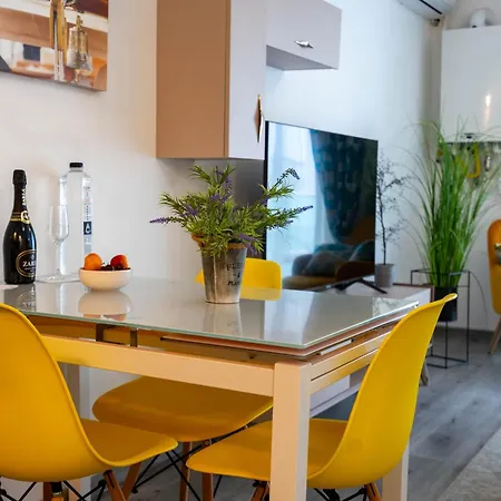 Sunny View By Moonlight *